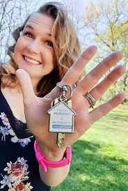 Emeline HUSSENET, conseiller immobilier Belin Beliet